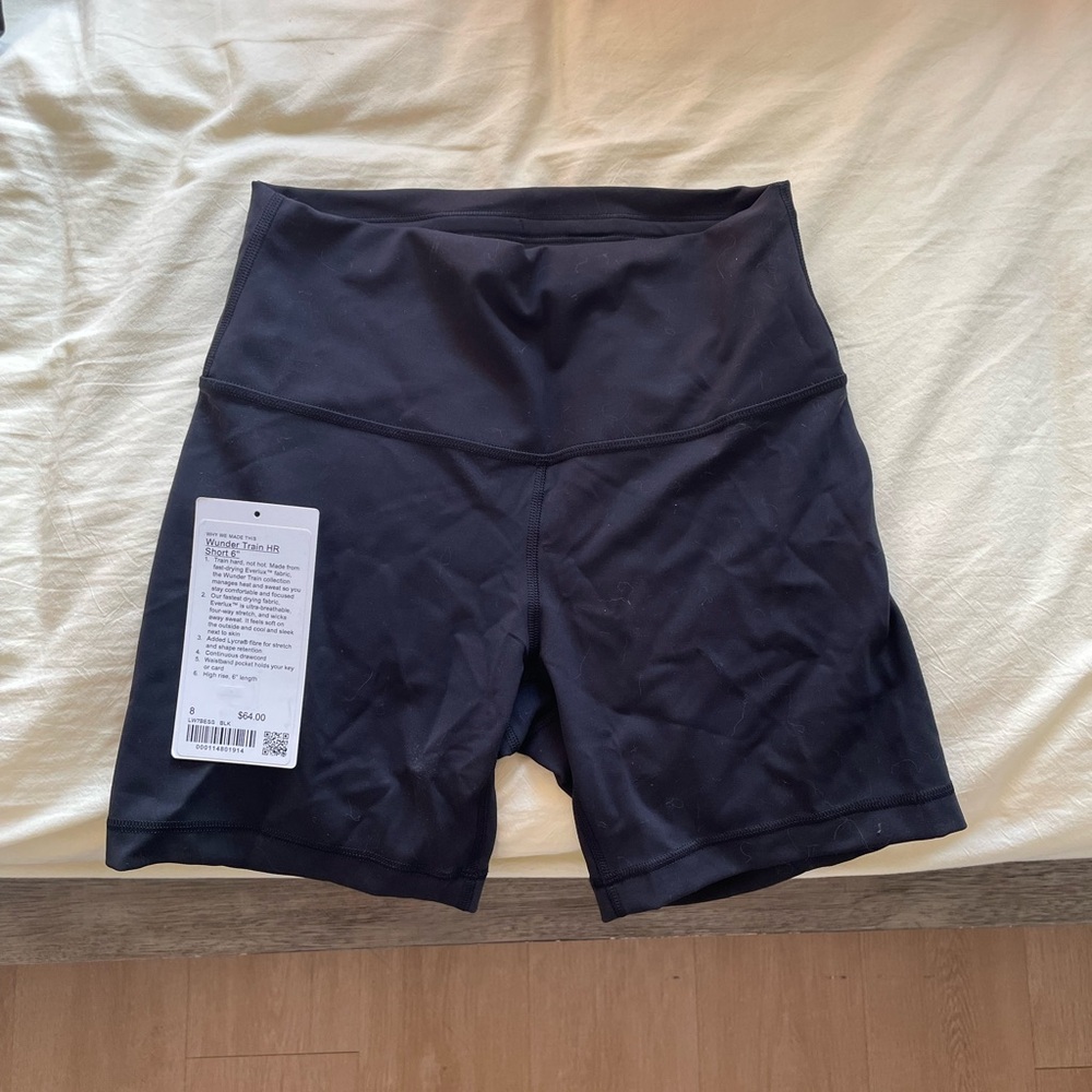 lululemon athletica Women's Dark Navy Athletic Shorts - Picture 4 of 4